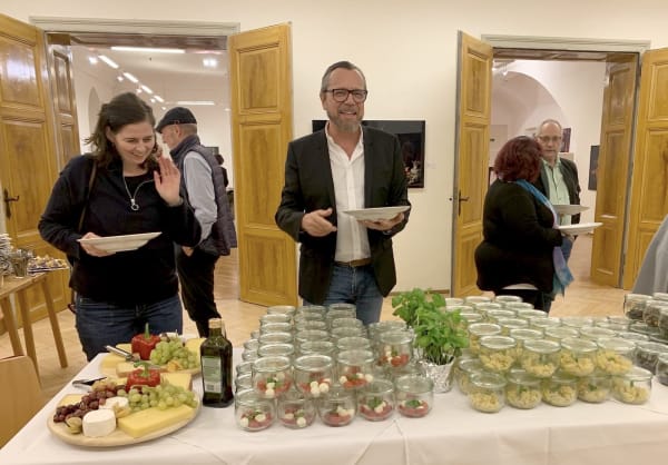 Vernissage 18 11 2023, Melanie Joch, Artist Josef Fischnaller, Ewald Brandner, photo by Maria