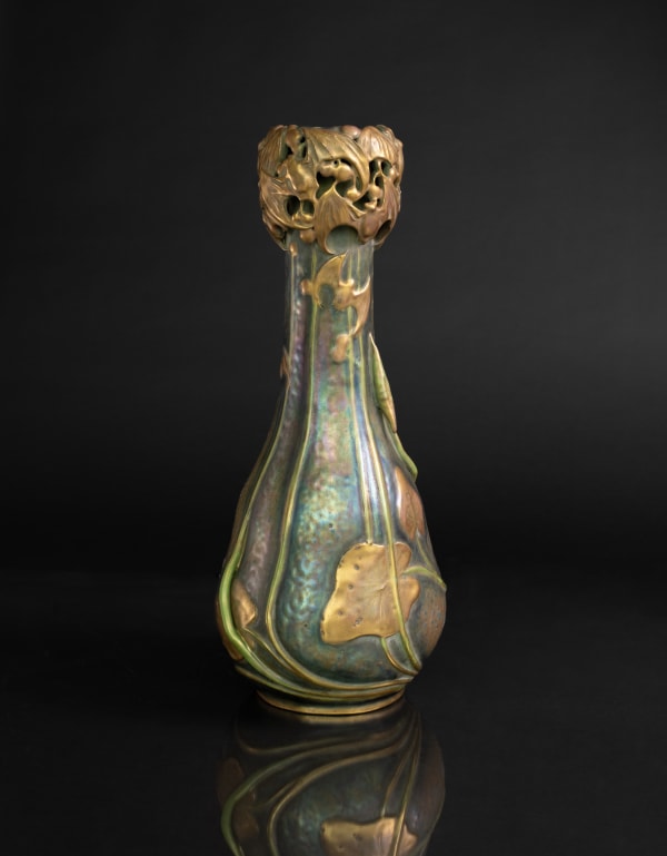 Amphora, Vase with Water Plants and Bats, 1901-1902