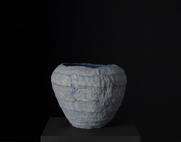 Blue Jar Caved Warm Breeze