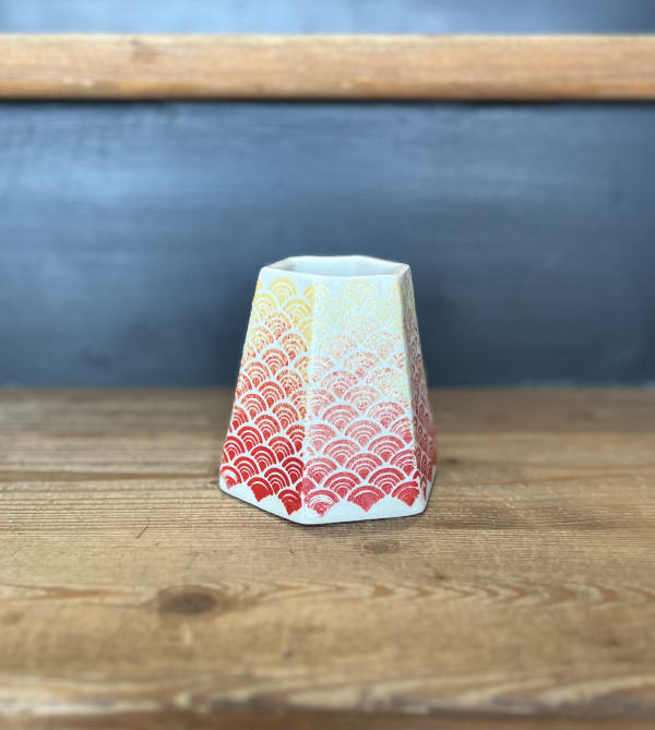 Small Origami Vase 5, 2022 Porcelain clay 8.5 x8.5cm Saya McNairn-Yanagi