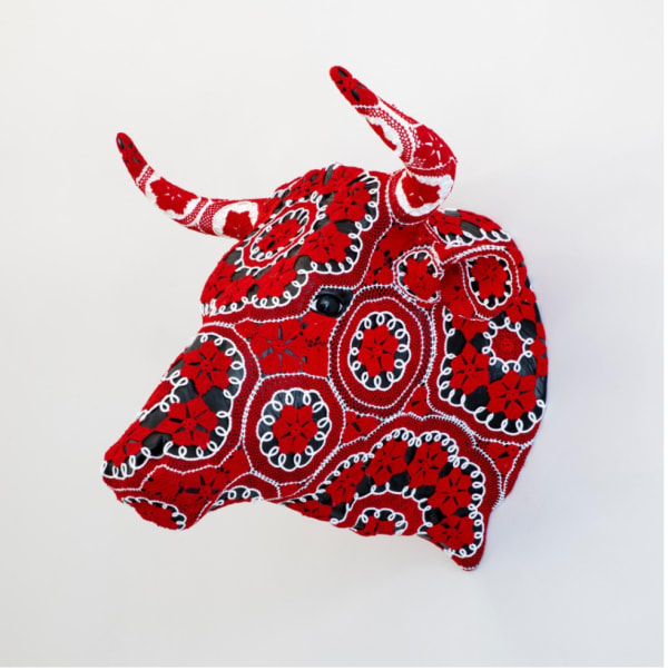 Joana Vasconcelos Hércules, 2024 Rafael Bordalo Pinheiro acrylic painted faience, Azores crocheted lace 65 x 54 x 61 cm | 25.59 x 21.26 x 24.02 in