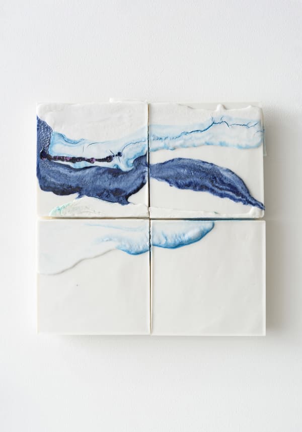 あはうみのつちときおくIII - iv/ Biwa Lake' s Horizons III - iv 2022, 信楽透土、顔料、釉薬/ Ceramic, pigments, glaze L28 x W29 x H1 cm