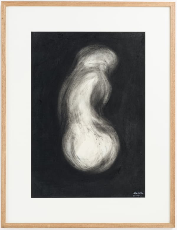 Drawing_#06 2021, 紙に炭/ Charcoal on paper H51 x W35.5 cm