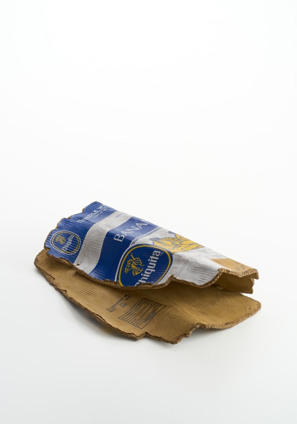 2024 《Work 24-Banana》 印刷したセラミックに手彩色 H14xW31xD47.5cm