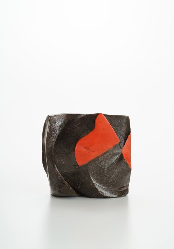 天道虫のタンゴ 2022, 陶/ Ceramic H14.5 × W15 × D7.5 cm