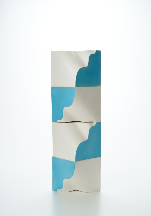 二つの像ーII/ Two images-II 1970, 陶/ Ceramic H59 × W15 × D15 cm