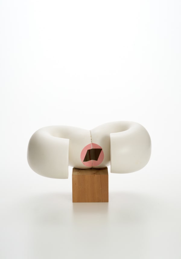 作品/ Work 1974, 陶/ Ceramic H19.6 × W35.6 × D21.3 cm