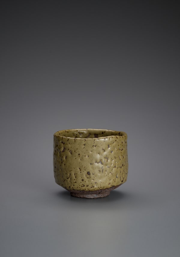 Tea Bowl Natural Ash 2022, 陶/ Ceramic H8.7 x W10 × D10 cm