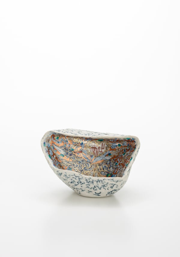 陶祠「セト」, 2020 磁器土 H10.5 × W17 × D12 cm 朴木 友美