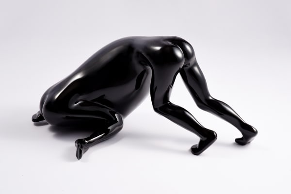 BODY 16-1 小作品, 2017 漆、麻布、発泡スチロール H18 × W40 × D22 cm H7 × W15.7 × D8.6 in. 青木 千絵