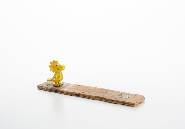 Still Life with Woodstock and Plywood, 2017 未焼成粘土、絵具、インク、マーカー H8.3 × W28.6 × D6.4 cm H3.2 × W11.2 × D2.5 in. クリスティン・モルギン