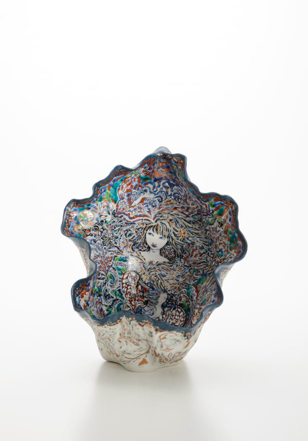 陶祠「吉祥天女、バステト」, 2020 磁器土 H24.5 × W21.5 × D18 cm 朴木 友美