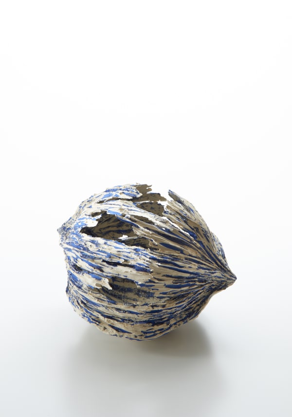- 季 - 結, 2018 半磁器 H28 × W38.4 × D28 cm 橋本 満智子