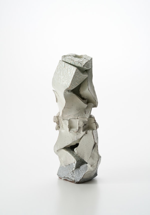Kohiki Sculptural Form, 2025 陶 H41 × W15.5 × D15.5 cm H16.1 × W6.1 × D6.1 in. 道川 省三