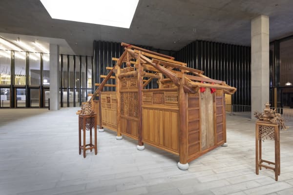 Bùi Công Khánh: Dislocate