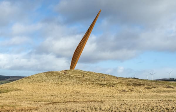 Simon Hitchens  |  The Elizabeth Landmark 
