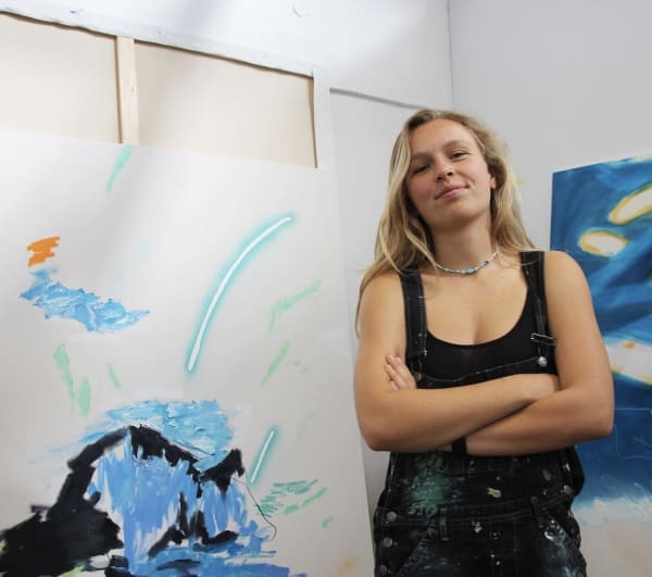 Eline Boerma in studio.