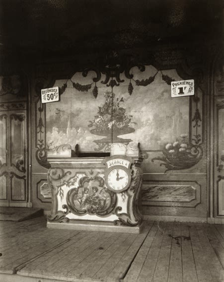 Eugene Atget - Montmarte-111 Rue de Girardou, ca. 1923
