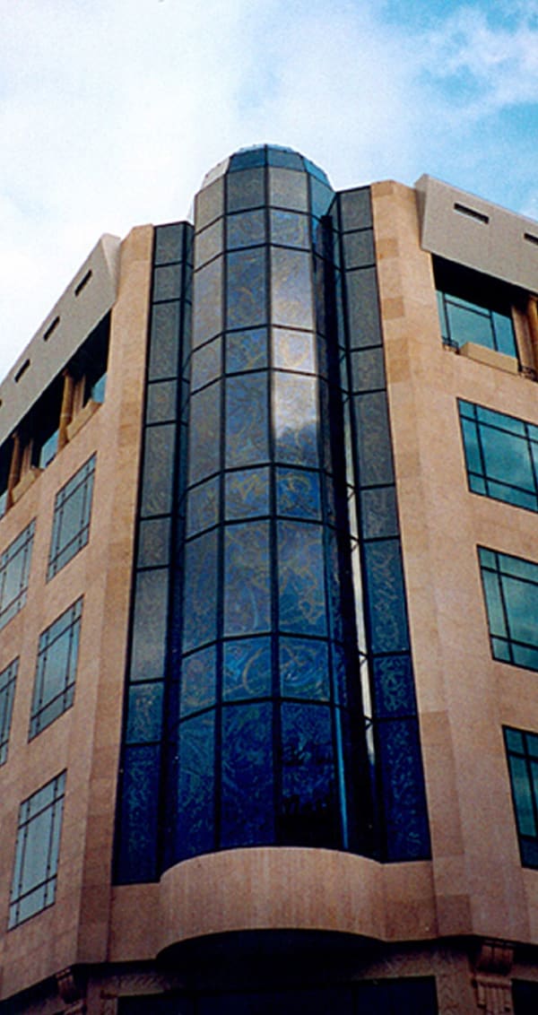 The Lake’s Dome building Stained-glass windows realized by Vitrail France – Lake of Tunis, Tunisia – 2005 Awarded by the UNESCO Great Prize for Artcraft in the Arab World in 2005