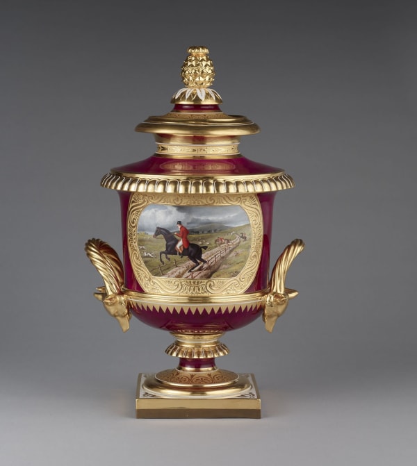 An extremely Important Massive Flight Barr and Barr Worcester Hunting Vase and Cover, Circa 1820