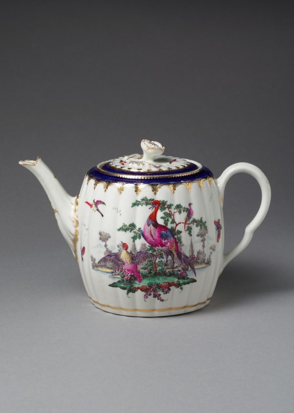 Fine First Period Dr. Wall Worcester Teapot and Cover, Circa 1785