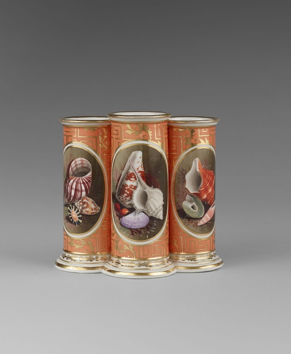 An extremely rare and important Flight and Barr Worcester Triple Spill Vase, Circa 1800