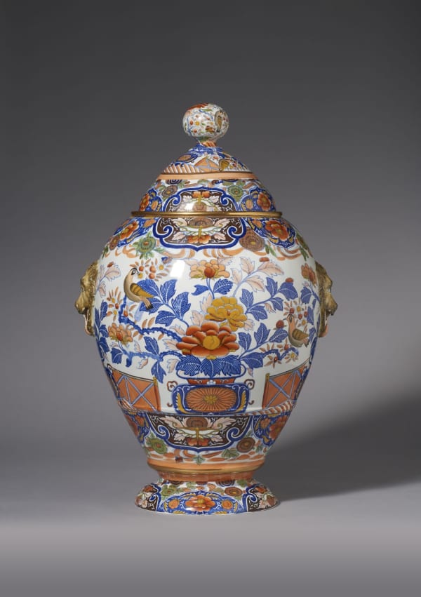 A Pair of Large Striking English Ironstone Probably Davenport Vases and Cover, Circa 1820