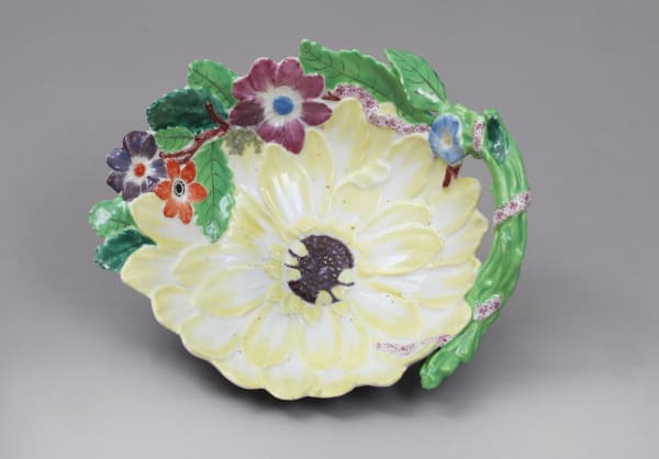 A rare Chelsea Porcelain Sunflower Sweetmeat or Dessert Dish, Circa 1755