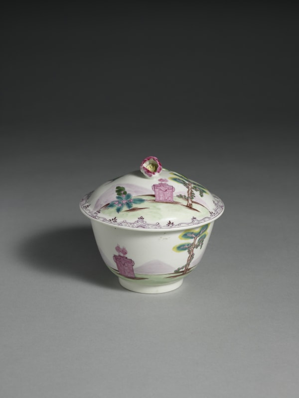 Extremely Rare Early First Period Dr. Wall Worcester Sugar Box and Cover, Circa 1757