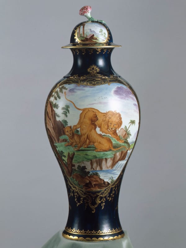 First Period Dr Wall Worcester Monumental Vase and Cover, Circa 1770