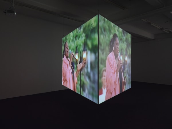 Installation view, Salad Hilowle, När morgonstjärnan brinner, 2025, Cecilia Hillström Gallery. Photo: Jean-Baptiste Béranger.