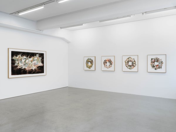 Installation view, Olle Norås, Sångerna gör oss starkare, 2022, Cecilia Hillström Gallery. Photo: Jean-Baptiste Béranger