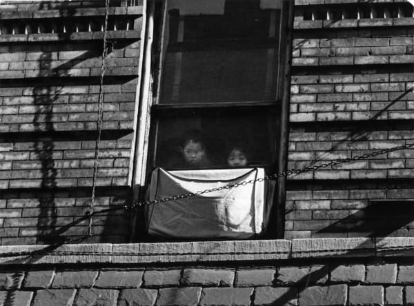 Louis Draper, Children in Window, New York, c. 1965