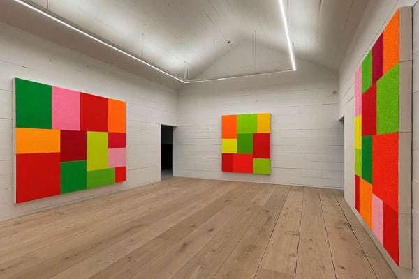 ‘Blocks’, installation view. The Ranch, Montauk, US © Gary Tatintsian Gallery, The Ranch and the artist