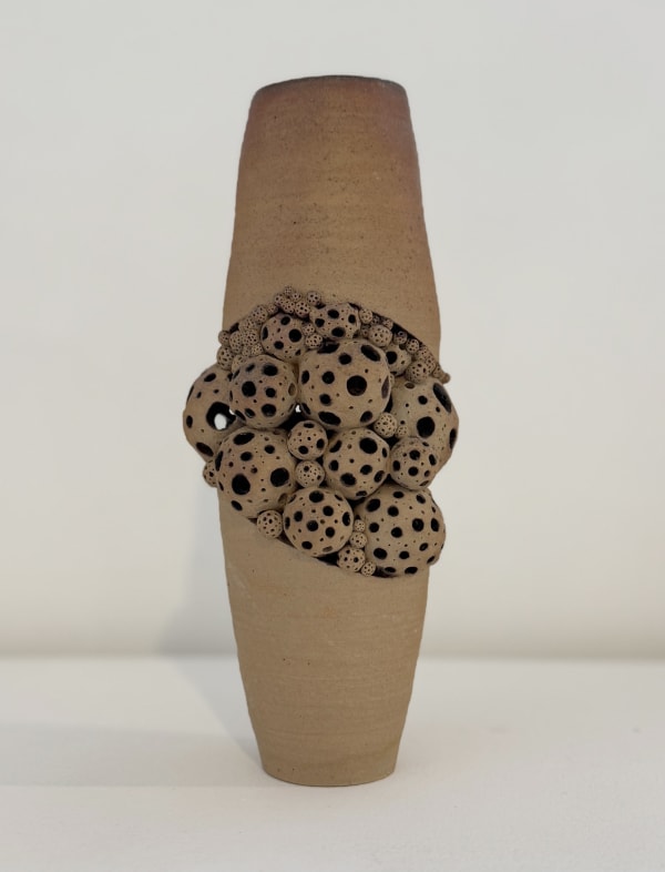 Untitled I, 2021 Stoneware 10 x 4 in (DYS045)