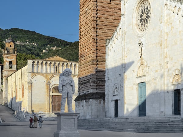 Human Connections The video dedicated to the Human Connections exhibition takes the viewer on a complete journey, from the early...