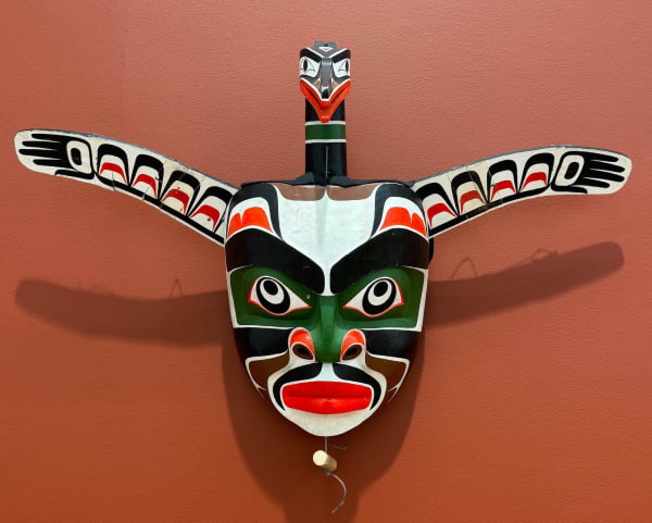 Beau Dick (Kwakwaka’wakw), "Musgamakw Dzawada’enuxw First Nation Human and Loon Mask" (1986) (photo Daniel Larkin/Hyperallergic)