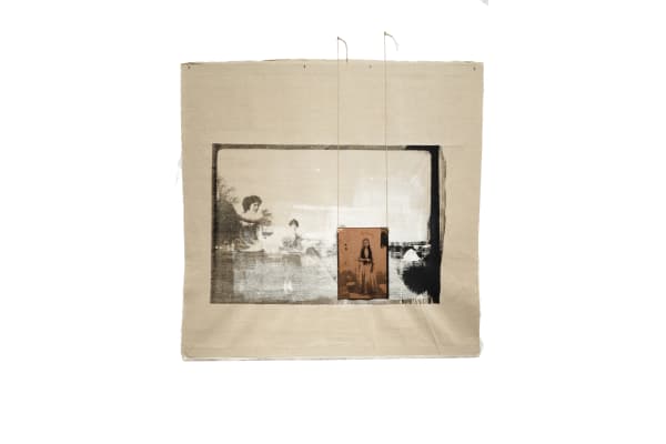 The Cheerleaders | المشجعات ٢ 2015 Paint and Silkscreen Ink on Canvas and Copper | حبر الطلاء والحرير على القماش والنحاس 105 x 105 cm