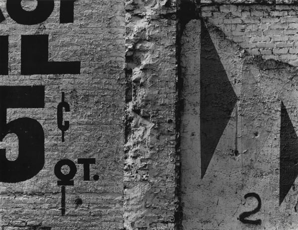 Chicago 15, 1965, Aaron Siskind