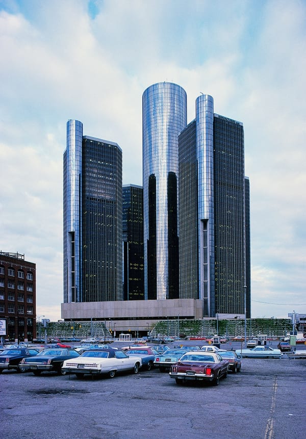 Reneaissance Center - Detroit - John Portmann 1977 - USA 1980