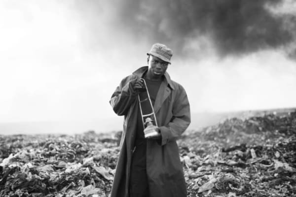 akka project, exhibition, canvases, mario macilau, mozambique, works, african continent, africa, art gallery, venice, dubai, international