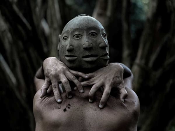 Apre a Milano Spazio MU.RO: la mostra inaugurale è un viaggio tra Africa e Venezia