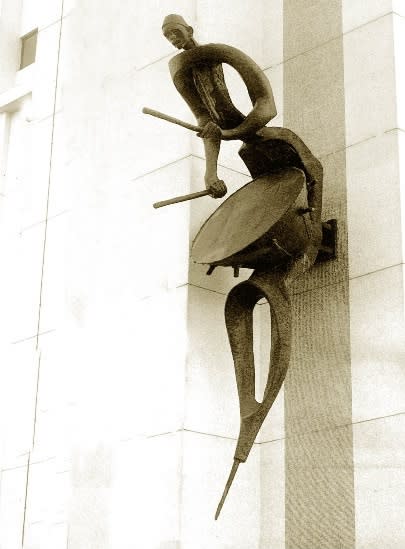 The Drummer 1978 Bronze