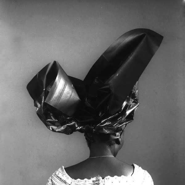 ‘Okhai Ojeikere HG 0423 2004 Photographic print on archival paper