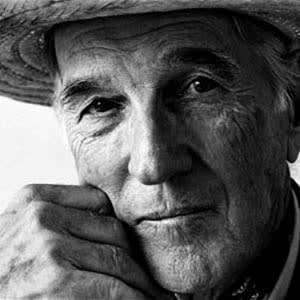 Dale Nichols 1904-1995