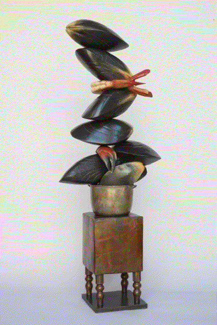 Luis Montoya & Leslie Ortiz SEAFOOD FEAST I, 2019 Patinated bronze 79 x 26 x 17 inches Available at Surovek Gallery