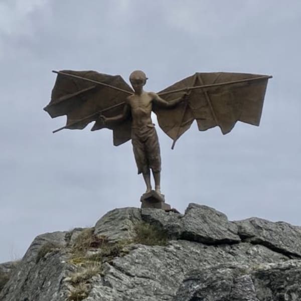 Les sculptures de Coderch et Malavia s'envolent dans le ciel suédois | Archyde