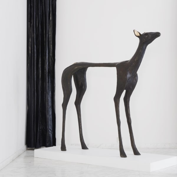 Harumi Klossowska de Rola, "Daal (Deer)" sculpture, 2022