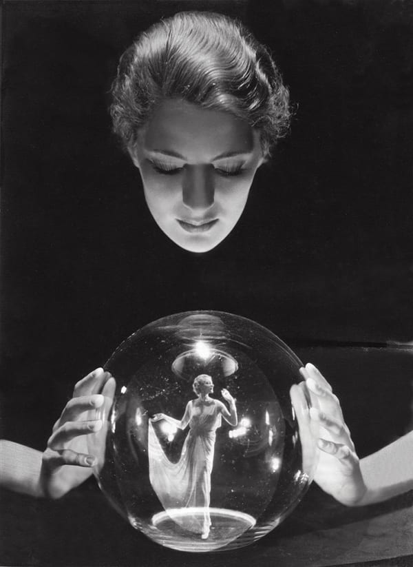 George Hoyningen-Huene, Lee Miller and Agneta Fischer, Vogue's Eye View, 1932