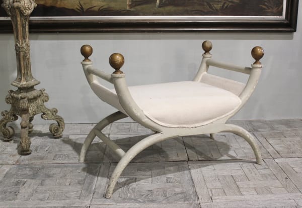 Chic 18th century Piedmontese seat